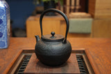 Nambu Ironware, Iron Kettle, Houtoku Kiku(Chrysanthemum), black, 0.8L