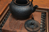 Nambu Ironware, Iron Kettle, Houtoku Kiku(Chrysanthemum), black, 0.8L
