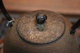 日本南部鐵器 鐵瓶 圓形小菊   1.1L 松鹿堂 傳統工藝士 菊池真吾製作