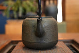 日本南部鐵器 鐵瓶 棗形 肌(鑄造表面) 1.5L 松鹿堂 傳統工藝士 菊池真吾製作