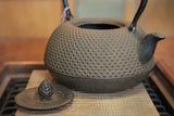 日本南部鐵器 鐵瓶 寶珠大 霰 2.0L 松鹿堂 傳統工藝士 菊池真吾製作