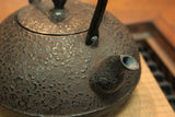 日本南部鐵器 鐵瓶 寶珠形 櫻 1.4L 松鹿堂 傳統工藝士 菊池真吾製作