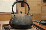 日本南部鐵器 鐵瓶 寶珠形 櫻 2.0L 松鹿堂 傳統工藝士 菊池真吾製作