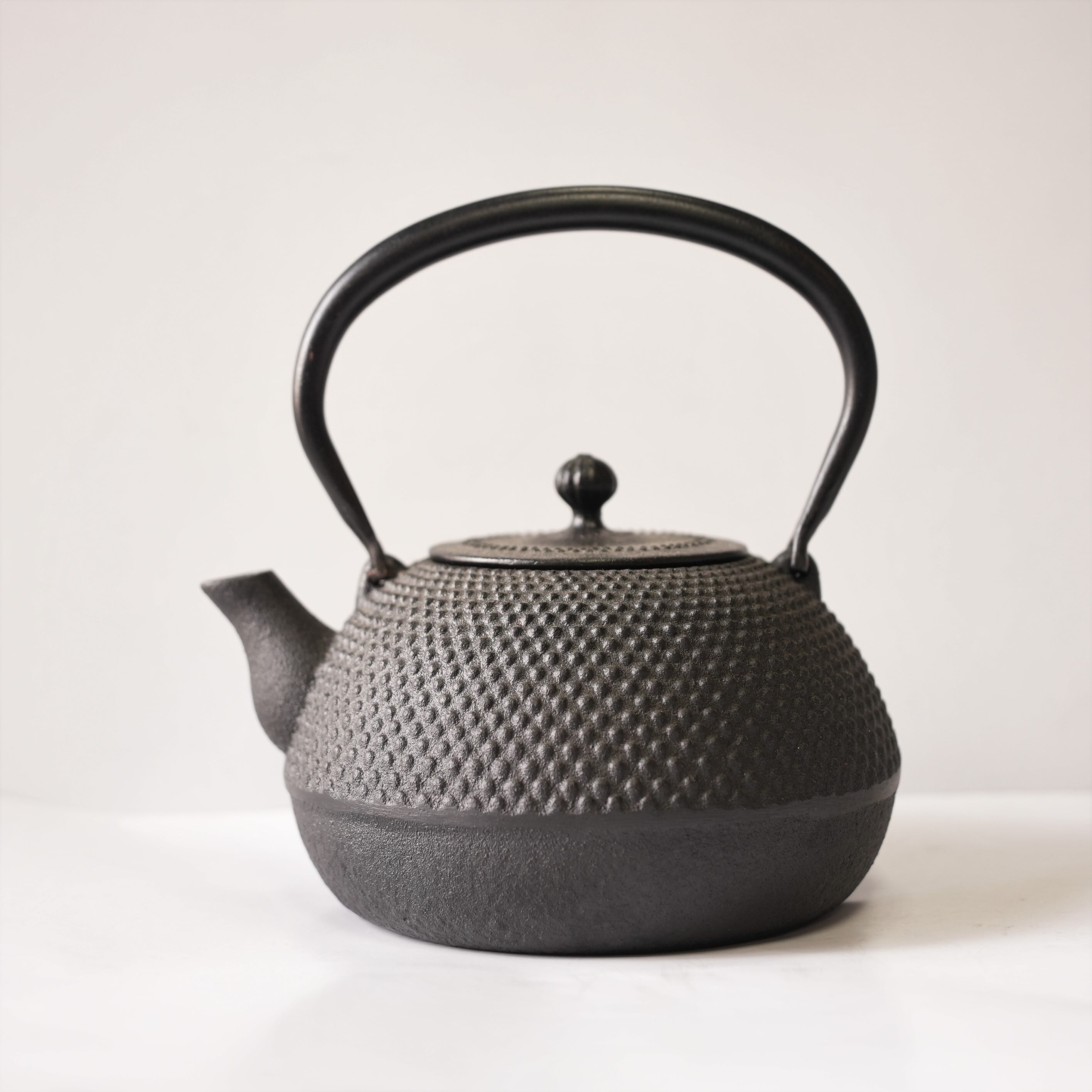 Roji Associates Black Nambu Ironware Cast Iron Teapot Warmer