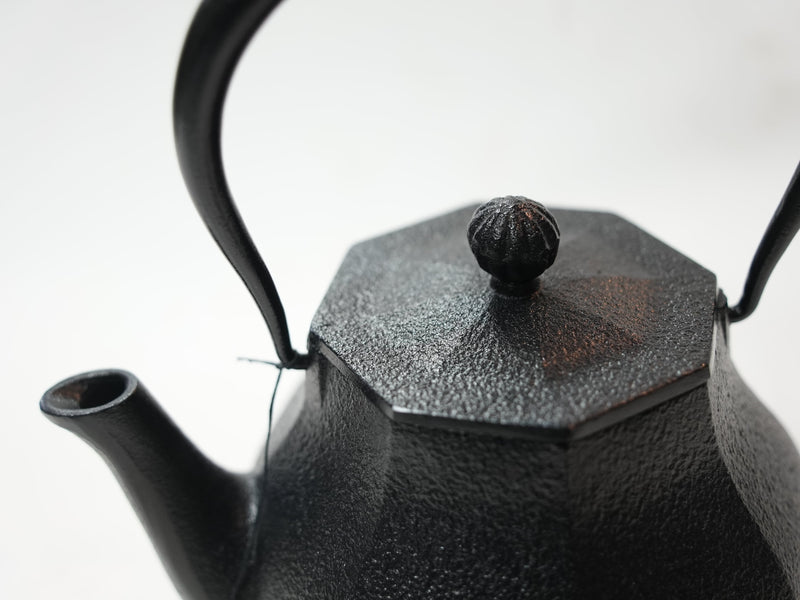 Nambu Ironware, Iron kettle, MIYABI, black, 1.0L