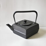 2-in-1 Cast iron kettle and teapot type, SQUARE ARARE, black, 0.6L, Authentic Japanese Nambu Ironware Tetsubin