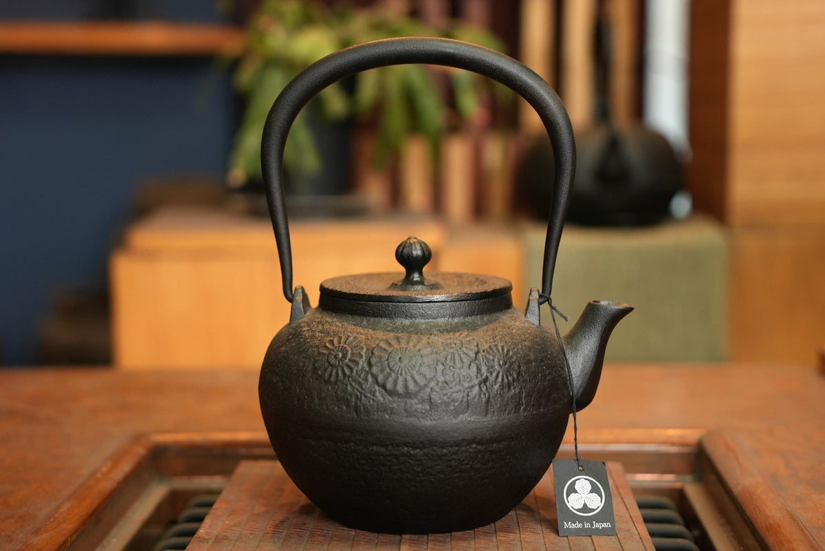 正宗日本南部铁瓶和茶壶及富始于1848年– OITOMI