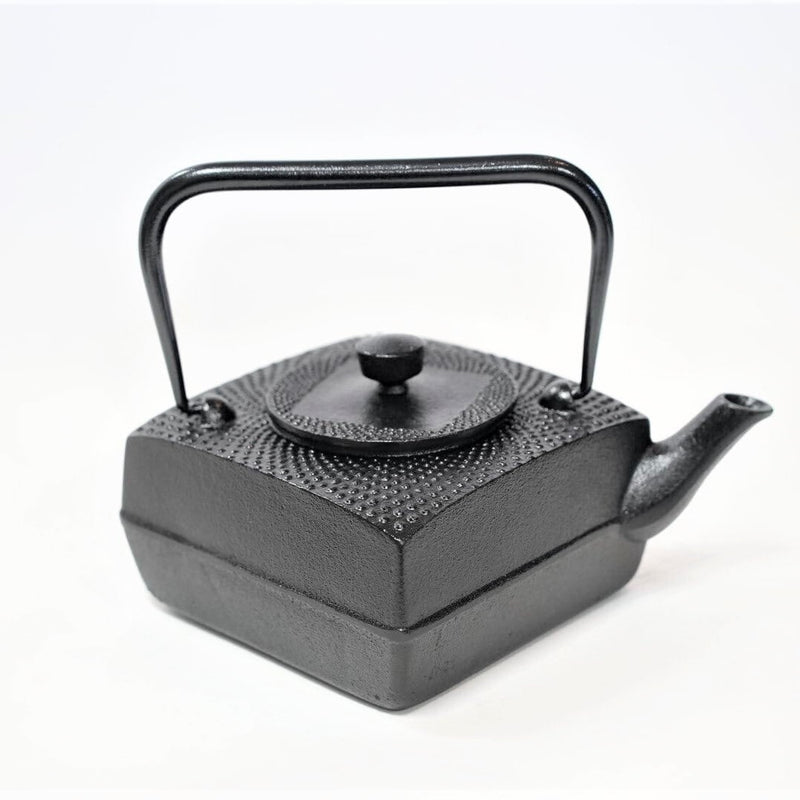 日本南部鐵器 二合一鐵瓶兼用茶壺型 正方角霰 黑色 0.6L