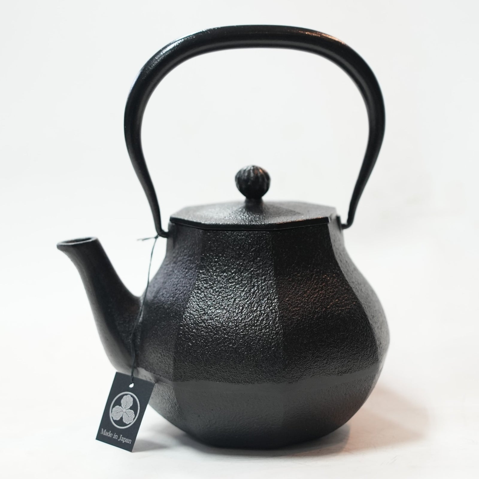 日本製 南部鉄器 湯釜　茶器　酒器 日本南部铁器二合一铁瓶兼用茶壶型正方丸霰黑色0.7L – OITOMI