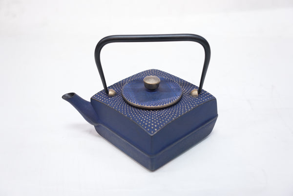 日本南部鐵器 二合一鐵瓶兼用茶壺型 正方角霰 星月夜 0.6L