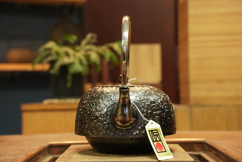 日本南部鐵器 鐵瓶 平南部櫻 1.4L 成龍堂 傳統工藝士 及川光正製作