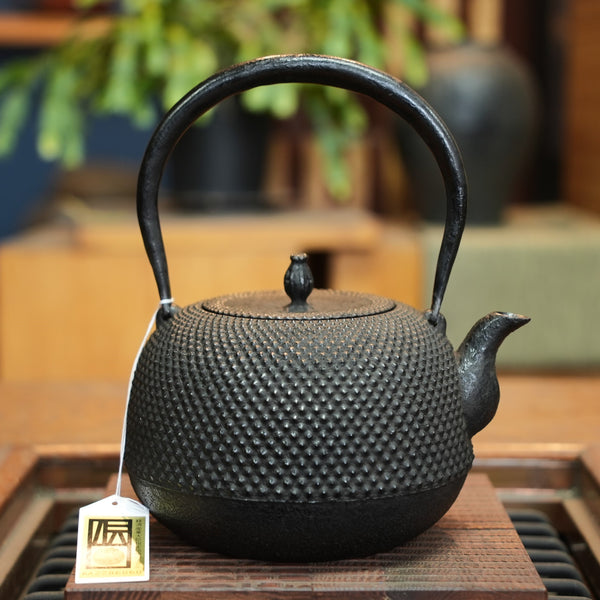 Nambu Ironware, Japanese cast Iron Kettle Tetsubin, MARU NAMBU ARARE 1.4L, Seiryudo  by Traditional Craftsman Kousei Oikawa