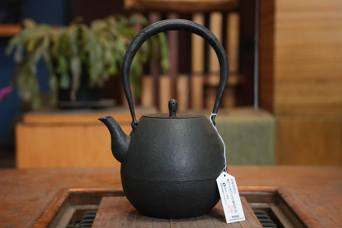 正宗日本南部铁瓶和茶壶及富始于1848年– OITOMI