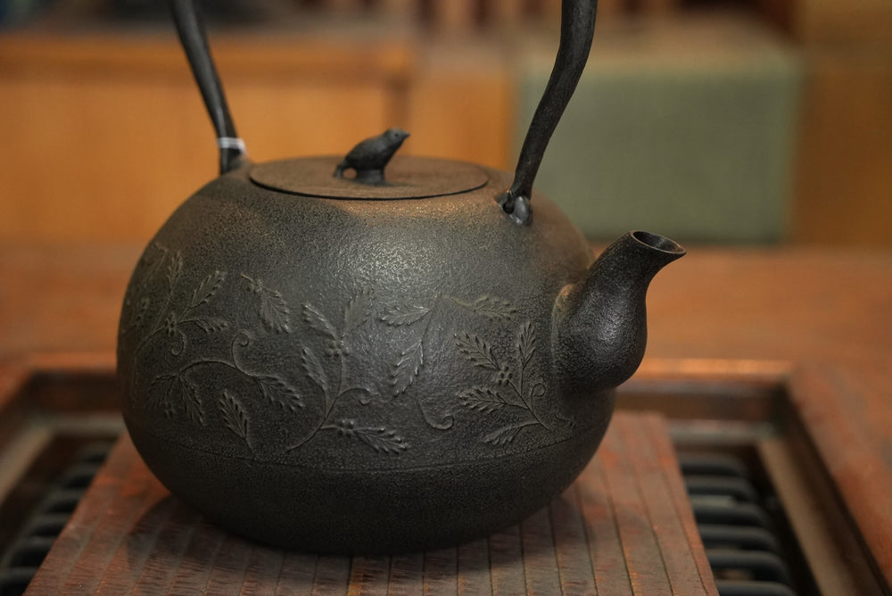 正宗日本南部铁瓶和茶壶及富始于1848年– OITOMI