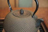 Nambu Ironware, Iron Kettle, HOUJYU‐DAI ARARE, 2.0L, Shokado  by Traditional Craftsman Shingo Kikuchi