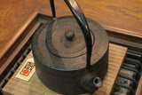 日本南部鐵器 鐵瓶 肩糸目 1.4L 松鹿堂 傳統工藝士 菊池真吾製作