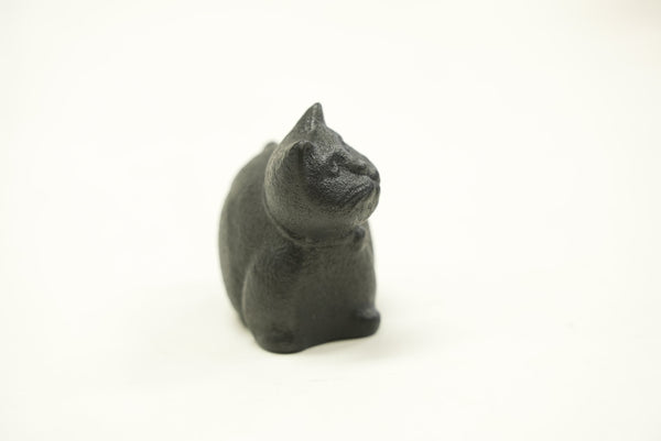 Nambu Ironware, Paperweight The Thinking Cat