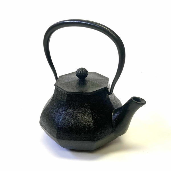 2-in-1 Cast iron kettle and teapot type, MIYABI, black, 0.4L, Authentic Japanese Nambu Ironware Tetsubin