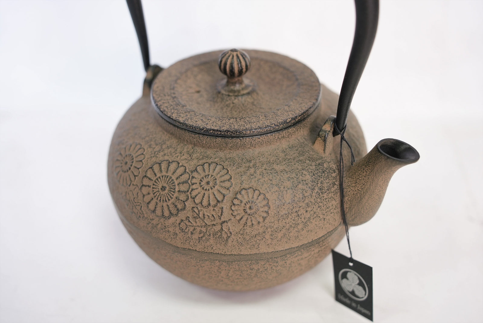 日本南部铁器铁瓶宝德菊0.8L – OITOMI